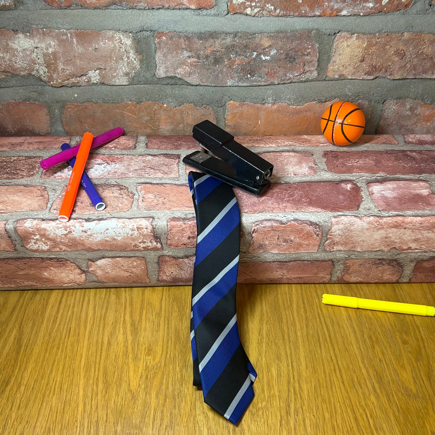DGS Tie